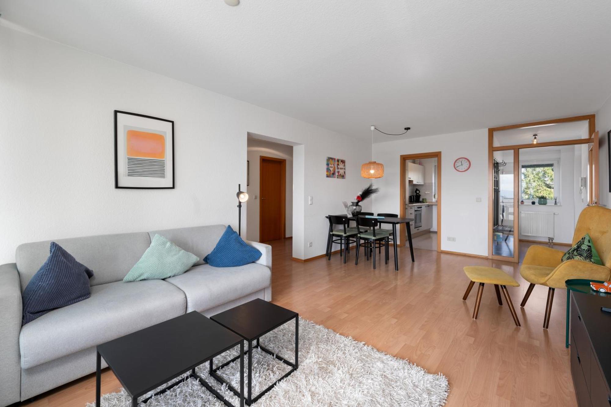 Apartment Anytime - Rita In